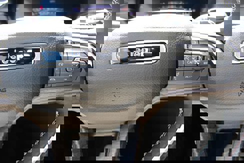 New 2025 Jeep Grand Cherokee L Limited image 15