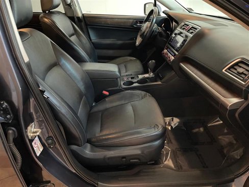 Used 2017 Subaru Outback 3.6R Limited image 65