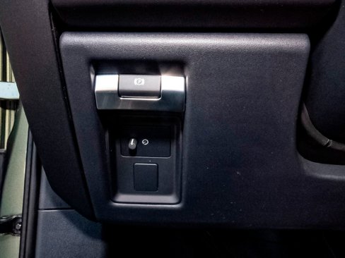 New 2025 Land Rover Defender 110 X image 11