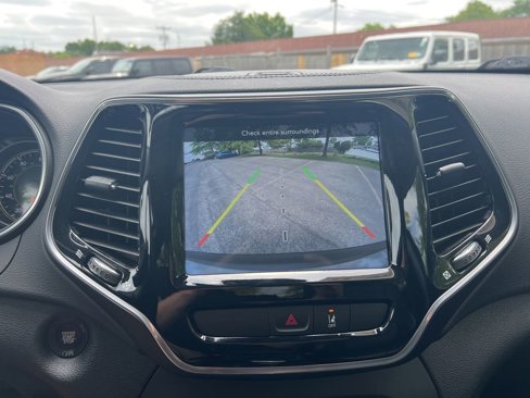 Certified 2022 Jeep Cherokee Limited image 24