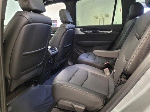Certified 2024 Cadillac XT6 Premium Luxury w/ Technology Package image 7