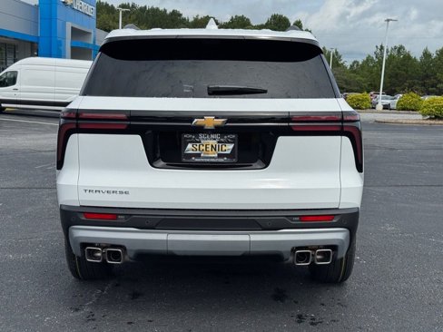 New 2026 Chevrolet Traverse LT w/ Driver Confidence Package image 4