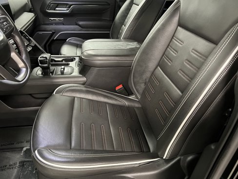 Used 2024 GMC Sierra 1500 AT4X image 24