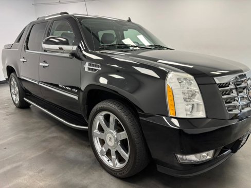 Used 2013 Cadillac Escalade EXT Luxury image 19
