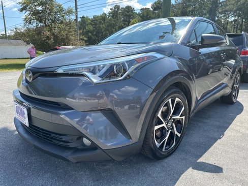 Used 2018 Toyota C-HR image 3