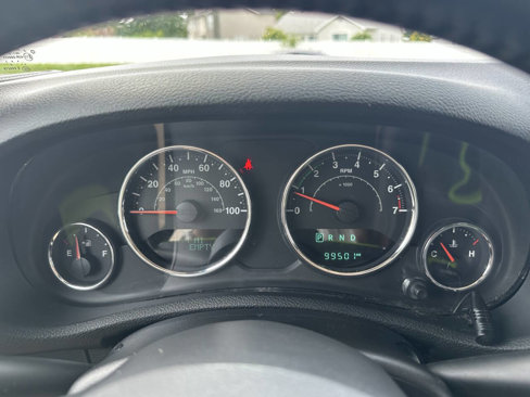 Used 2017 Jeep Wrangler Unlimited Sahara image 22