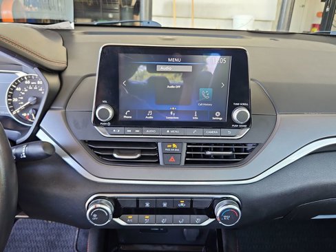 Used 2024 Nissan Altima 2.5 SR image 16