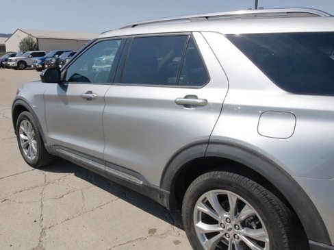 Used 2024 Ford Explorer Limited image 8