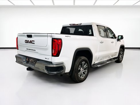 Used 2024 GMC Sierra 1500 SLT image 4