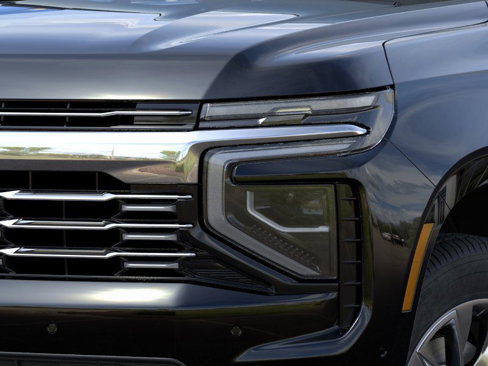 New 2025 Chevrolet Suburban Premier image 34