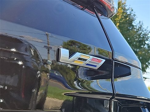 New 2026 Cadillac Lyriq V image 22