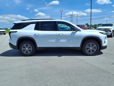New 2025 Chevrolet Traverse LT w/ Driver Confidence Package image 4