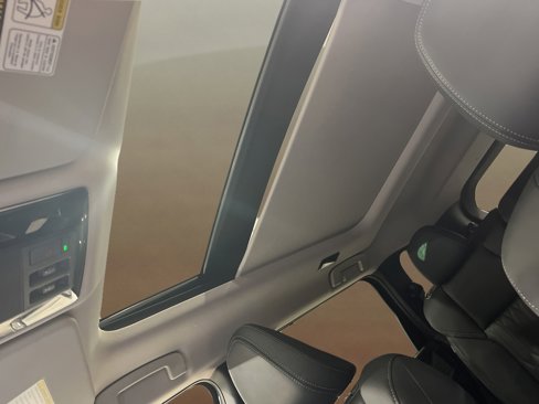 New 2025 Mitsubishi Outlander SEL image 27