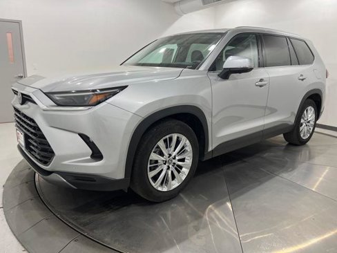 Certified 2024 Toyota Grand Highlander Platinum image 1