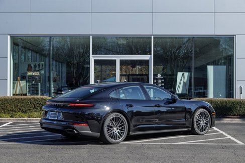 New 2025 Porsche Panamera 4 image 7
