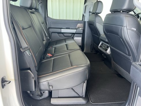 New 2025 Ford F350 Lariat w/ FX4 Off-Road Package image 21