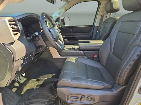 Used 2023 Toyota Sequoia Limited image 23