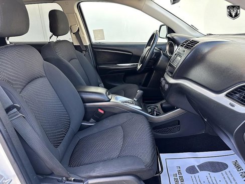 Used 2018 Dodge Journey SXT w/ Connectivity Group image 13