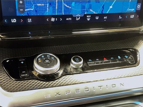 New 2025 Ford Expedition Platinum image 15
