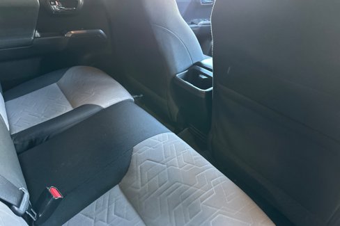 Used 2021 Toyota Tacoma TRD Off-Road image 17