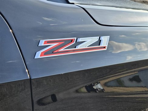 New 2025 Chevrolet Suburban Z71 w/ Comfort Package image 13