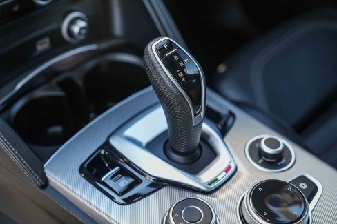 Used 2022 Alfa Romeo Stelvio Veloce image 18