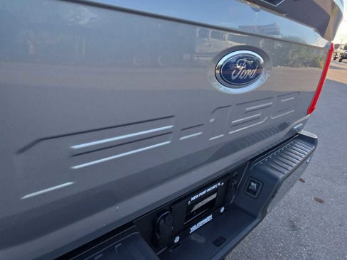 Used 2023 Ford F150 Lariat image 13