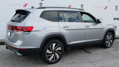 Used 2025 Volkswagen Atlas SE image 5