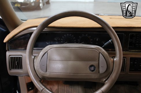 Used 1993 Buick Roadmaster Estate image 24