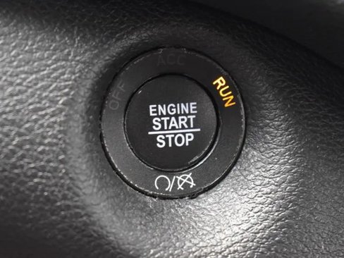 Used 2023 Jeep Cherokee Altitude Lux image 28