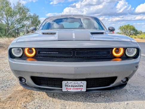 Used 2017 Dodge Challenger SXT w/ Blacktop Package image 3