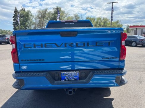Used 2022 Chevrolet Silverado 1500 Custom w/ LPO, Dark Essentials Package image 6