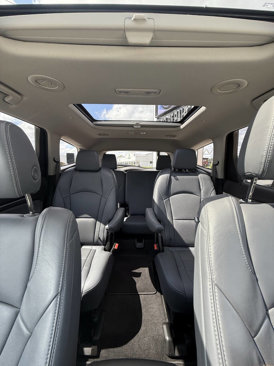 Used 2020 Buick Enclave Premium w/ Sun and Sites Package image 12