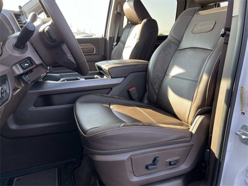 New 2025 RAM 2500 Limited image 29