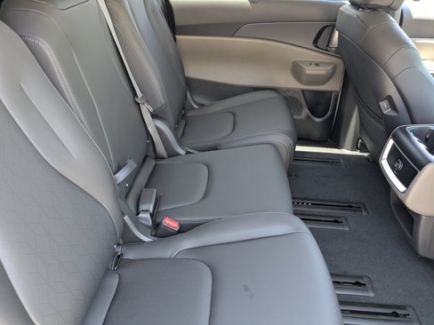 New 2026 Kia Carnival EX image 11