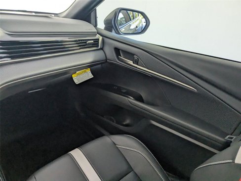 New 2026 Toyota Camry SE image 9