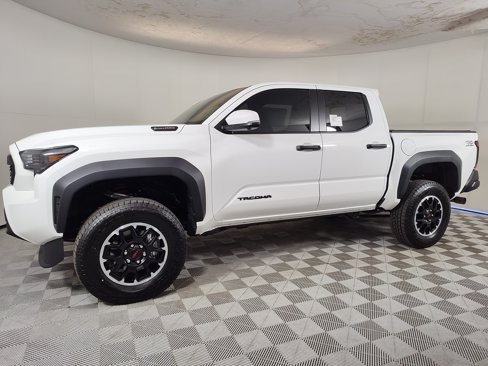 New 2025 Toyota Tacoma TRD Off-Road image 4