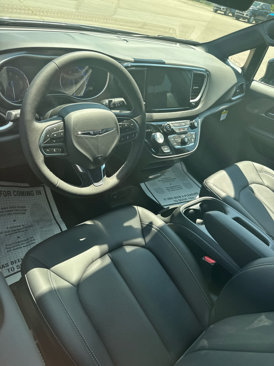 New 2026 Chrysler Voyager LX image 6