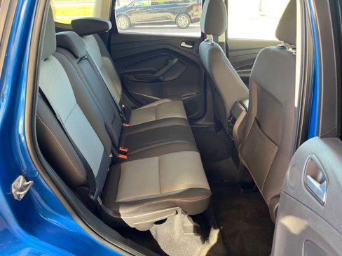 Used 2017 Ford Escape SE w/ Equipment Group 201A image 18