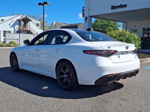 New 2025 Alfa Romeo Giulia AWD image 4