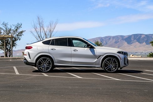 New 2026 BMW X6 M60i image 6