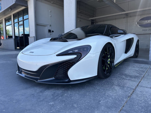 Used 2015 McLaren 650S Spider image 4