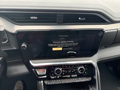 New 2025 GMC Sierra 2500 Denali w/ Denali Reserve Package image 21