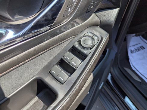 Certified 2023 Chevrolet Traverse High Country w/ LPO, Floor Liner Package image 11