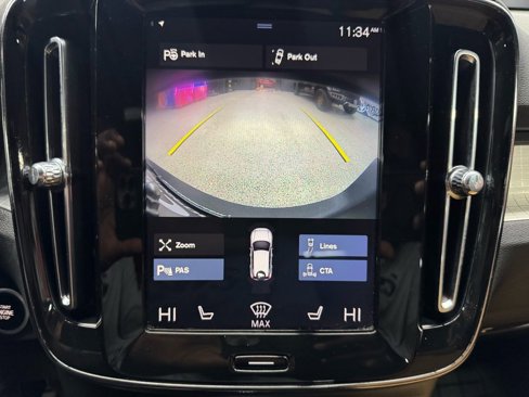 Used 2019 Volvo XC40 T5 Momentum image 27