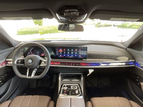 New 2026 BMW 740i w/ Executive Package image 12