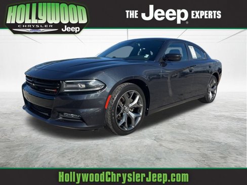 Used 2016 Dodge Charger SXT w/ Rallye Group image 1