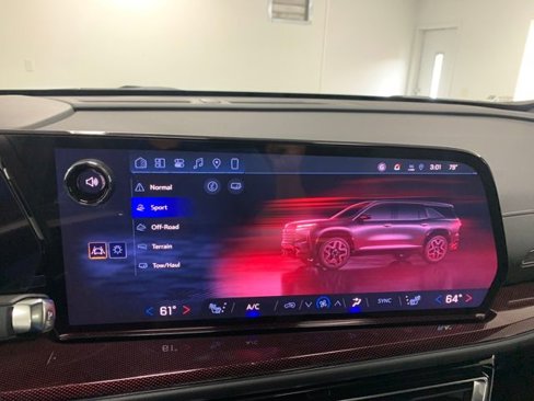 New 2026 Chevrolet Traverse Z71 w/ Driver Confidence Package image 46