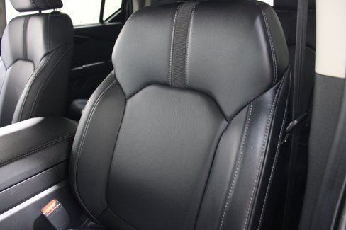 Used 2025 Honda Pilot EX-L image 4