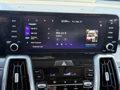 Certified 2022 Kia Sorento SX image 16